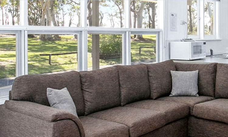 Lakeside Cabins & Holiday Village