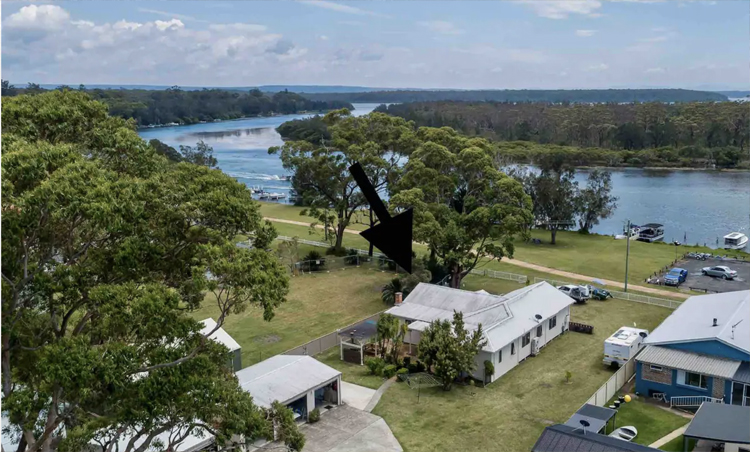 Serendipity Waterfront Estate 